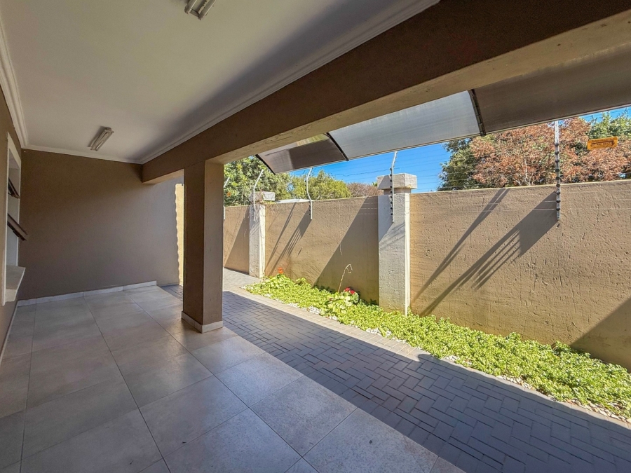 3 Bedroom Property for Sale in Melodie North West